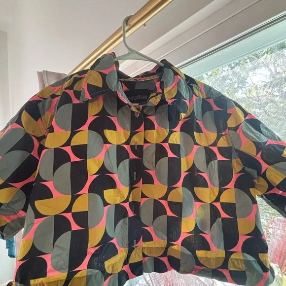 WildFang Geometric Patterned Crop Top - Picture 2 of 4